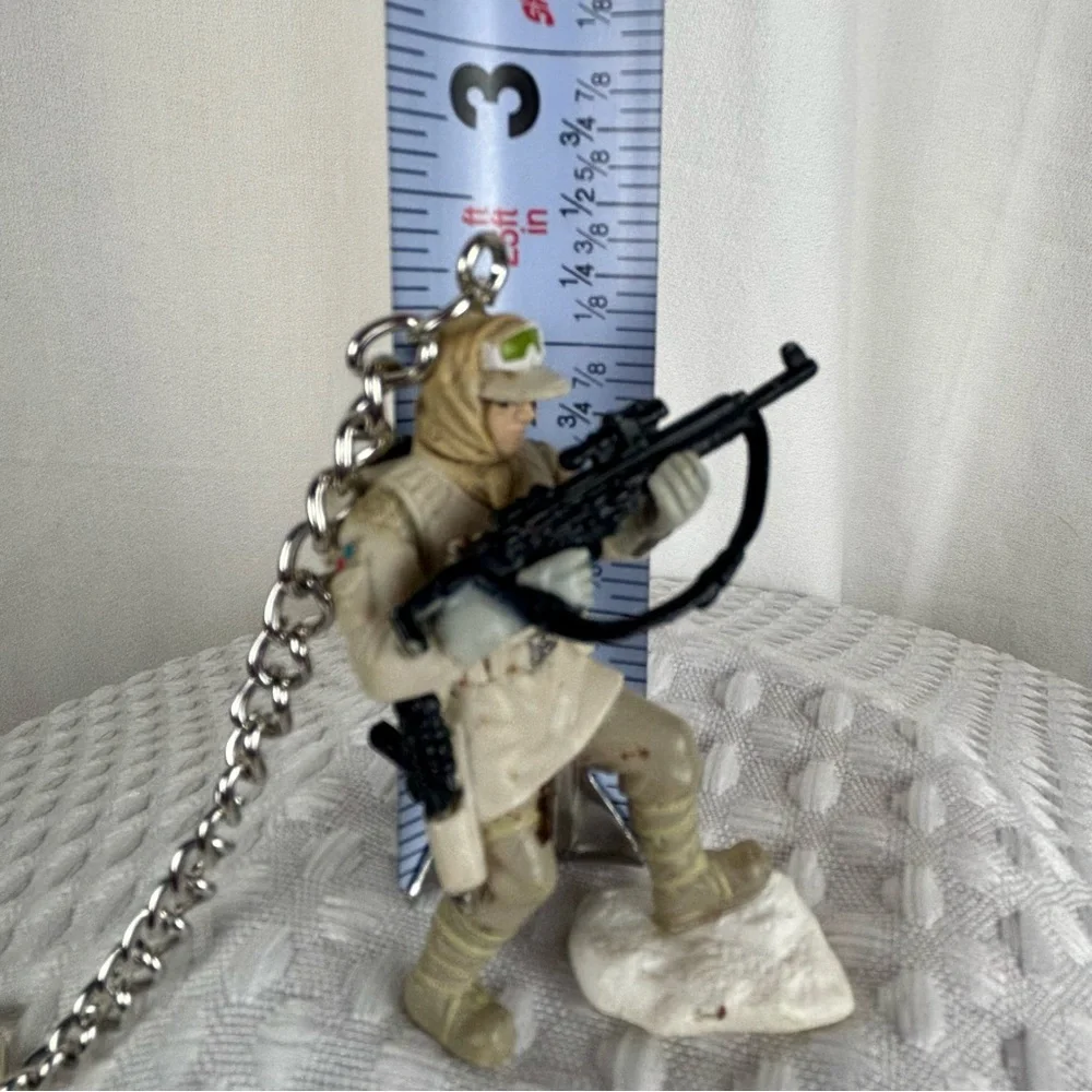 Purse Chain Star Wars Positionable Hoth Rebel Trooper with‎ Rifle Keychain